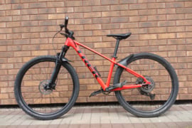 Kalnų dviratis „Trek X-Caliber 8“ 2021