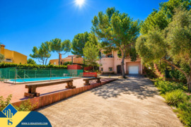 Vila su privačiu baseinu, Alicante provincijoje, San Miguel de Salinas mieste. 6 kambariai | 300 m² 