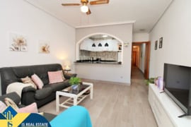 Apartamentas su terasa, Alicante provincijoje, Torrevieja mieste. 3 kambariai | 83 m² | 950 metrų ik
