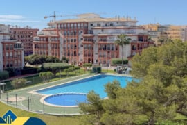 Renovuotas apartamentas su bendru baseinu, Alicante provincijoje, Torrevieja mieste, La Mata rajone.