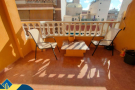 Apartamentas su terasa, Alicante provincijoje, Torrevieja mieste, Playa del Cura rajone. 3 kambariai