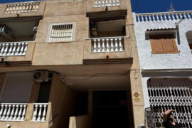 Garažas, Alicante provincijoje, Torrevieja mieste, Playa de los Locos rajone. 36 m² | 300 metrų iki 