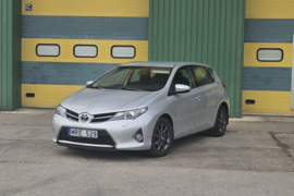 Parduodamas Toyota Auris 2014m.