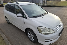 Toyota Avensis Verso