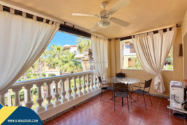 Renovuotas apartamentas su bendru baseinu, Alicante provincijoje, Torrevieja mieste, Playa de los Lo
