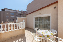Erdvūs apartamentai su stogo terasa