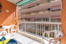 Apartamentas su terasa, Alicante provincijoje, Torrevieja mieste. 2 kambariai | 51 m² | 400 metrų ik
