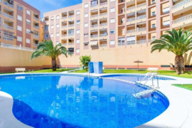 Tvarkingi apartamentai šalia didelio parko