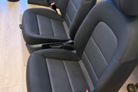 Audi Q3, nuo 2017 iki 2017 m.