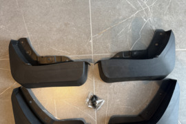 Purvasargiai audi q3, Audi Q3 Visureigis Autodalys