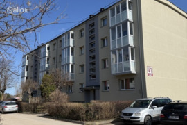 2 kamb. butas Plungės r. sav., Plungė, Dariaus ir Girėno g.