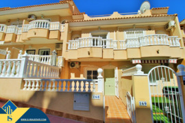 Namas su bendru baseinu, Alicante provincijoje, Orihuela Costa mieste. 3 kambariai | 79 m² | 2.7 kil
