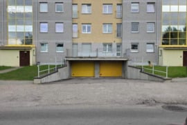 Garažas Vilnius, Pilaitė, M. Pretorijaus g.