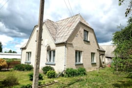 Parduodamas pigiai mūrinis namas Šiaulių rajone