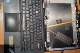Lenovo Thinkpad X1 Carbon 4th., defektai