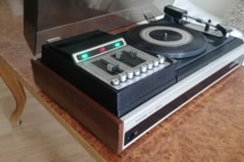 Melodija 103 stereo.  Plokštelių grotuvai