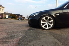 BBS , Lieti ratlankiai, R-18