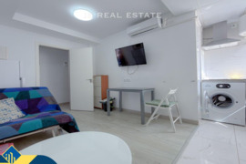 Renovuotas penthouse apartamentas su terasa, Alicante provincijoje, Torrevieja mieste. 3 kambariai |