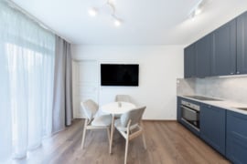 3 kambarių, naujai įrengtas butas išskirtiniame projekte