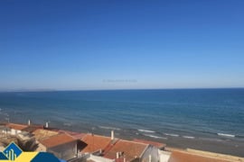 Renovuotas apartamentas su terasa, Alicante provincijoje, Guardamar del Segura mieste. 5 kambariai |