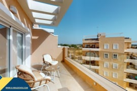 Penthouse apartamentas su bendru baseinu, Alicante provincijoje, Guardamar del Segura mieste. 4 kamb