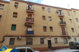 Apartamentas skirtas renovacijai, Alicante provincijoje, Alicante mieste. 3 kambariai | 83 m² | 3 ki