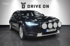 Volvo V90 Cross Country