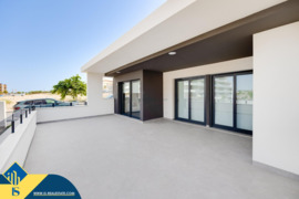 Penthouse apartamentas su bendru baseinu, Alicante provincijoje, San Miguel de Salinas mieste. 3 kam