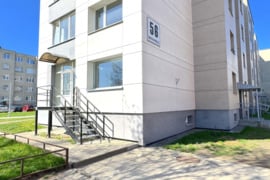 67 kv.m. komercinės, perplanuotos patalpos Naftininkų g. Mažeikiuose.