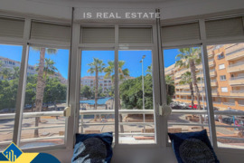 Apartamentas su terasa, Alicante provincijoje, Torrevieja mieste, Playa del Cura rajone. 4 kambariai