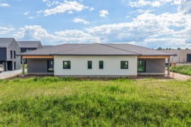 Vilniaus r. sav., Didžiųjų Gulbinų k., Pelėdų g., parduodamas mūrinis sublokuotas namas