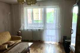 Parduodamas butas tvarkingas, parduodamas su baldais ir buitine technika, galima kraustytis ir gyven