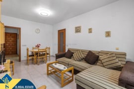 Apartamentas su terasa, Alicante provincijoje, Torrevieja mieste. 3 kambariai | 65 m² | 900 metrų ik