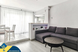 Renovuotas apartamentas su terasa, Alicante provincijoje, Torrevieja mieste, Playa del Cura rajone. 