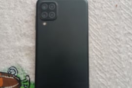 Samsung A12