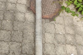 Betono betoninis cilindras, betoniniai cilindrai . Ilgis 1m77cm, diametras nuotraukoje