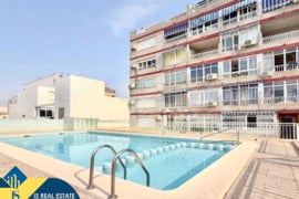 Apartamentas su bendru baseinu, Alicante provincijoje, Torrevieja mieste. 2 kambariai | 45 m² | 1 ki