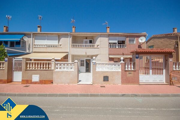 Bungalas su terasa, Alicante provincijoje, Torrevieja mieste, Playa de los Náufragos rajone. 4 kamba
