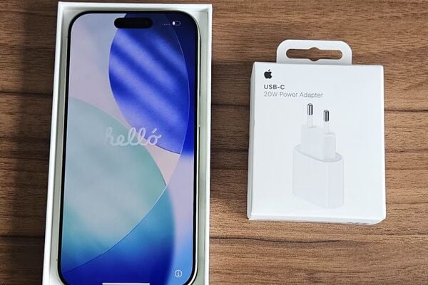 Parduodu iPhone 17 256 GB (žalias) 100% baterija