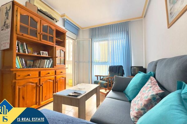 Apartamentas su bendru baseinu, Alicante provincijoje, Torrevieja mieste. 2 kambariai | 51 m² | 400 