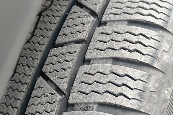 Starmax 205/55/r19 žieminės naudotas