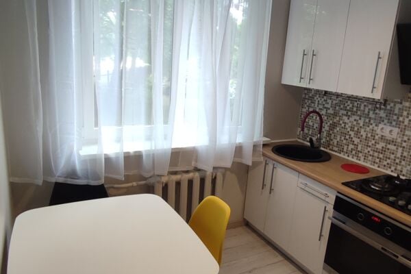 2 kamb. butas Klaipėda, Senamiestis, Taikos pr.