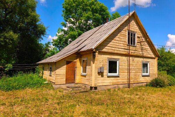 Parduodamas namas šalie Širvintos upės Karališkių kaime, Širvintų rajone