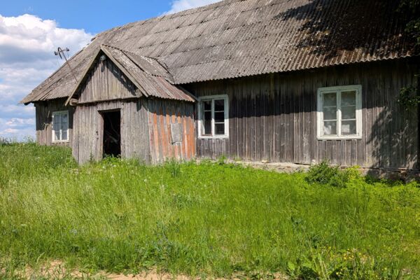 Sodyba Lazdijų r. sav., Mikyčiai, Piliakalnio g.