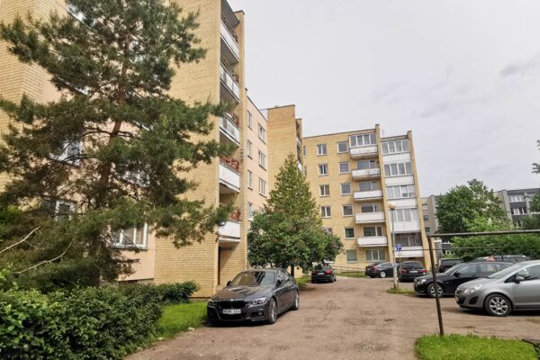 Išnuomojamas 2 kambarių butas Dainavos g. 8, Panevėžyje