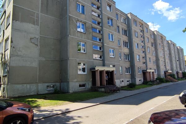 Parduodamas 2 Kambarių Butas Vaitkaus G. Panevėžyje.
