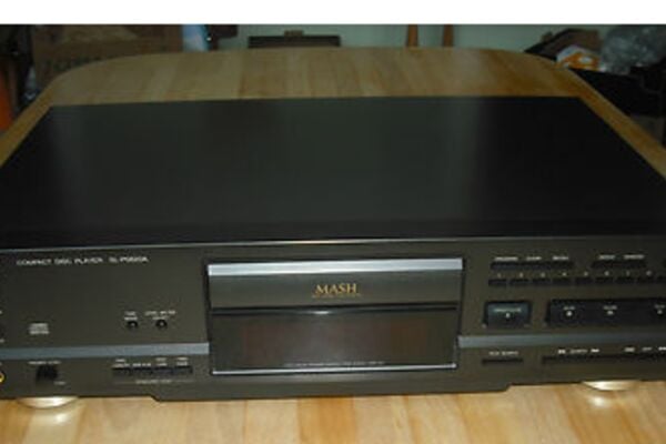Technics Sl-Pg620A  CD grotuvai