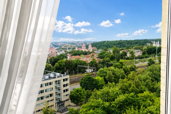 Erdvus 4 k.b. su išskirtine Vilniaus panorama