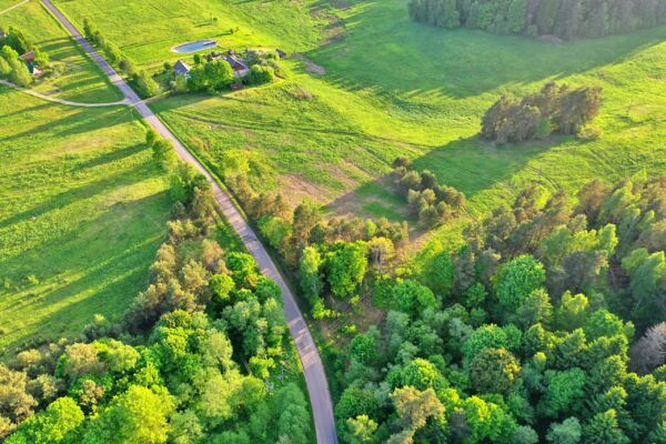 Parduodamas 65 arų namų valdos sklypas prie miško, Molėtų rajone
