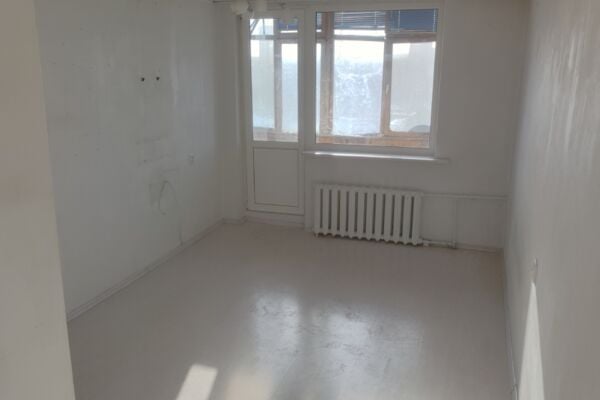 Savininkas parduoda vieno kambario butą Šilutės pl. 12
